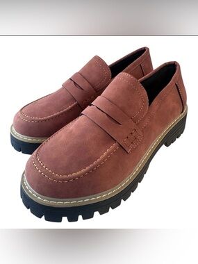 New Penny Loafers Faux Brown Suede Chunky Heels Women’s Size 40 Size 9